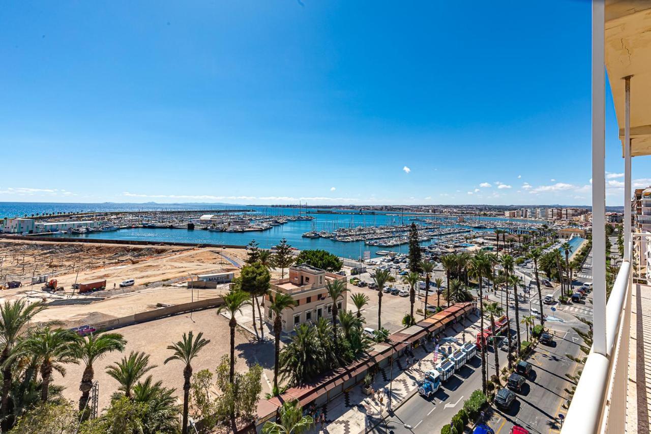 Port Views With Ac And Wifi Torrevieja